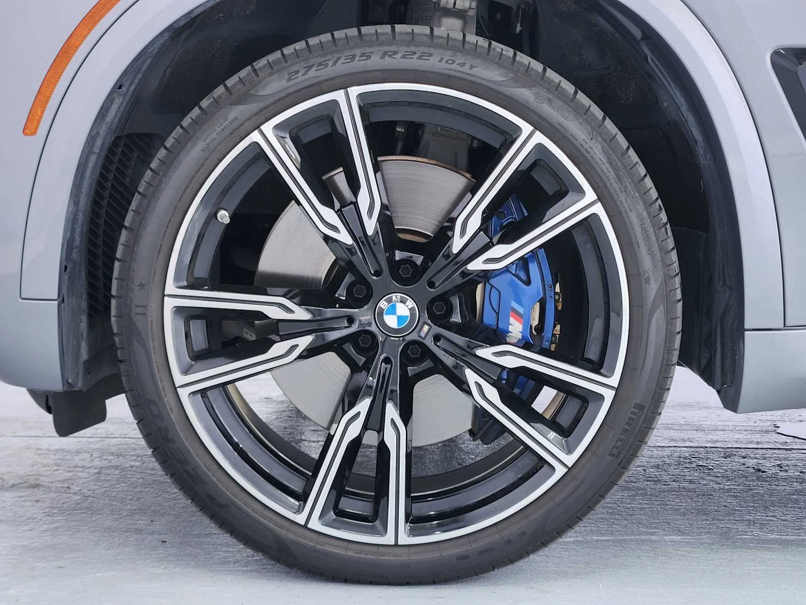 Certified Used 2025 Skyscraper Grey Metallic BMW M60i image 7