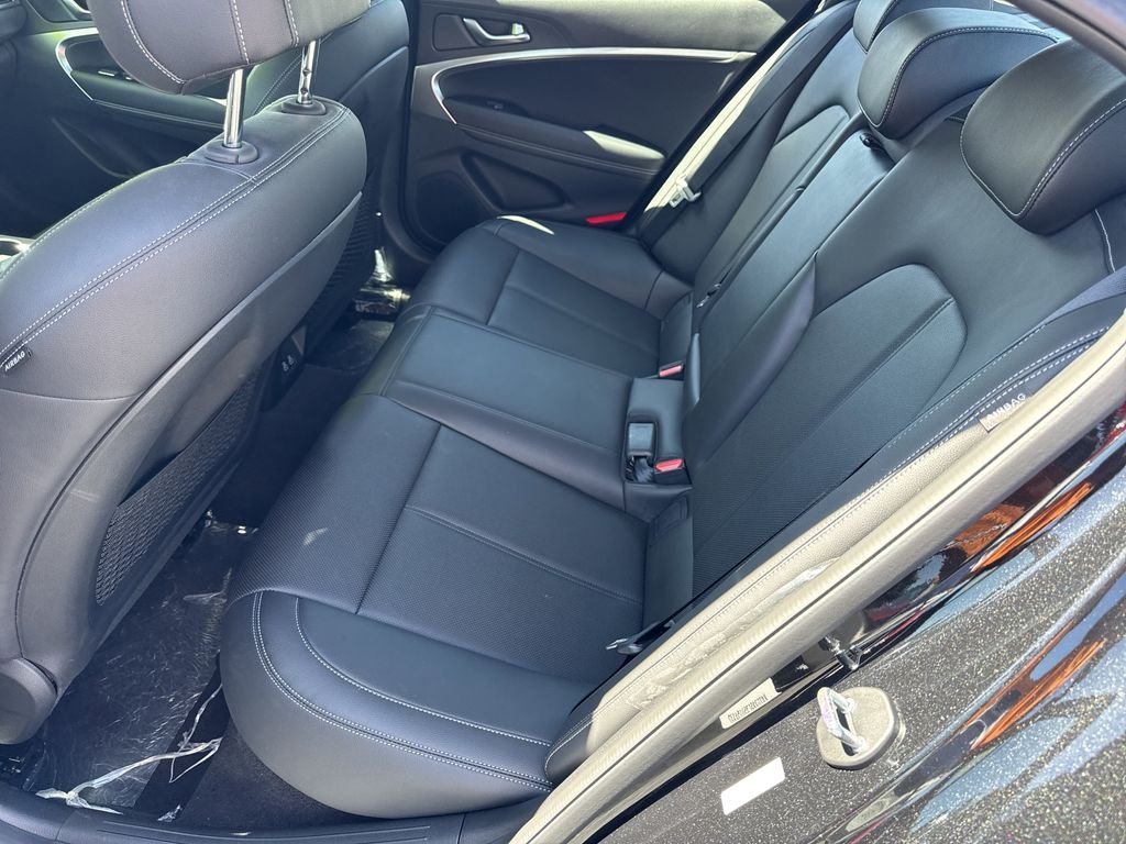 Used 2025 Black Genesis 2.5T image 20