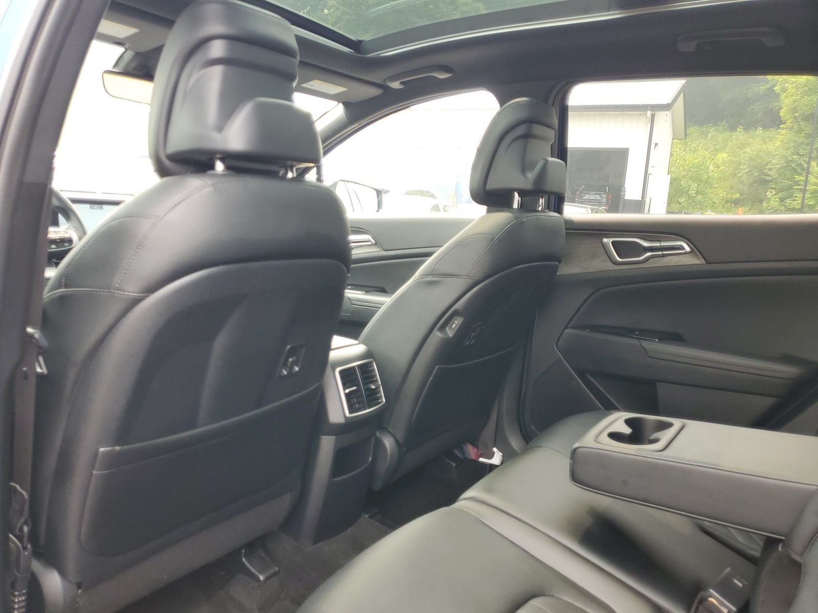Used 2024 Blue Kia X-Line image 28