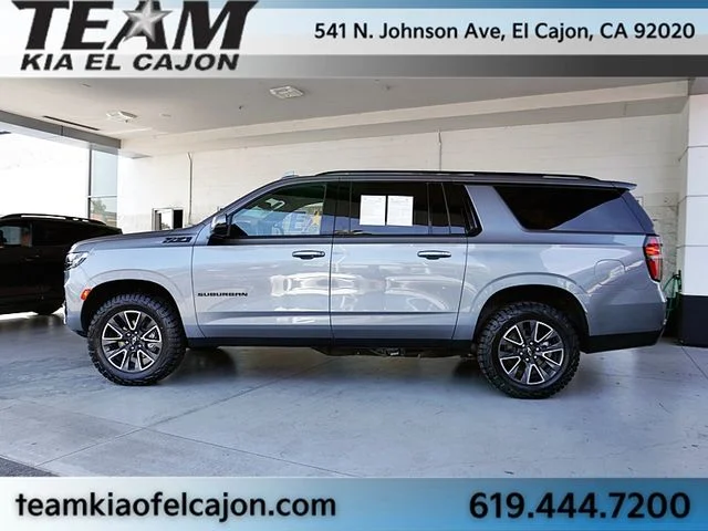 Used 2022 Gray Chevrolet Z71 image 6