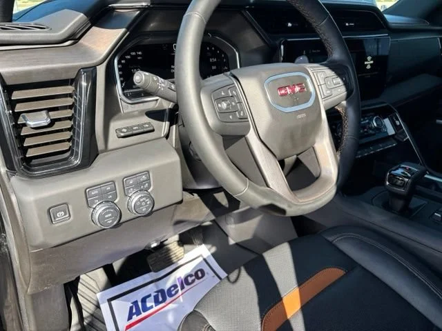 Used 2025 Onyx Black GMC AT4 image 13