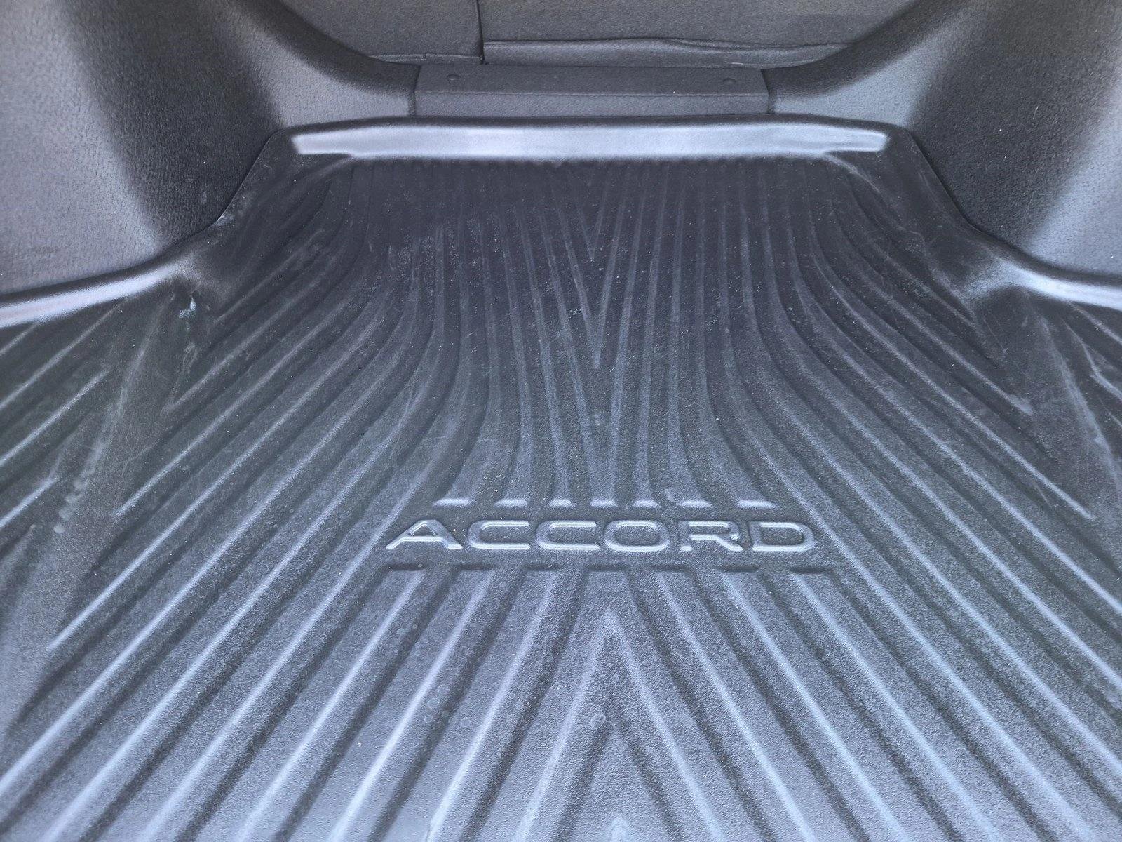 Used 2024 Meteorite Gray Met Honda EX image 6