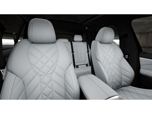 New 2026 Mineral White Metallic BMW xDrive40i image 11