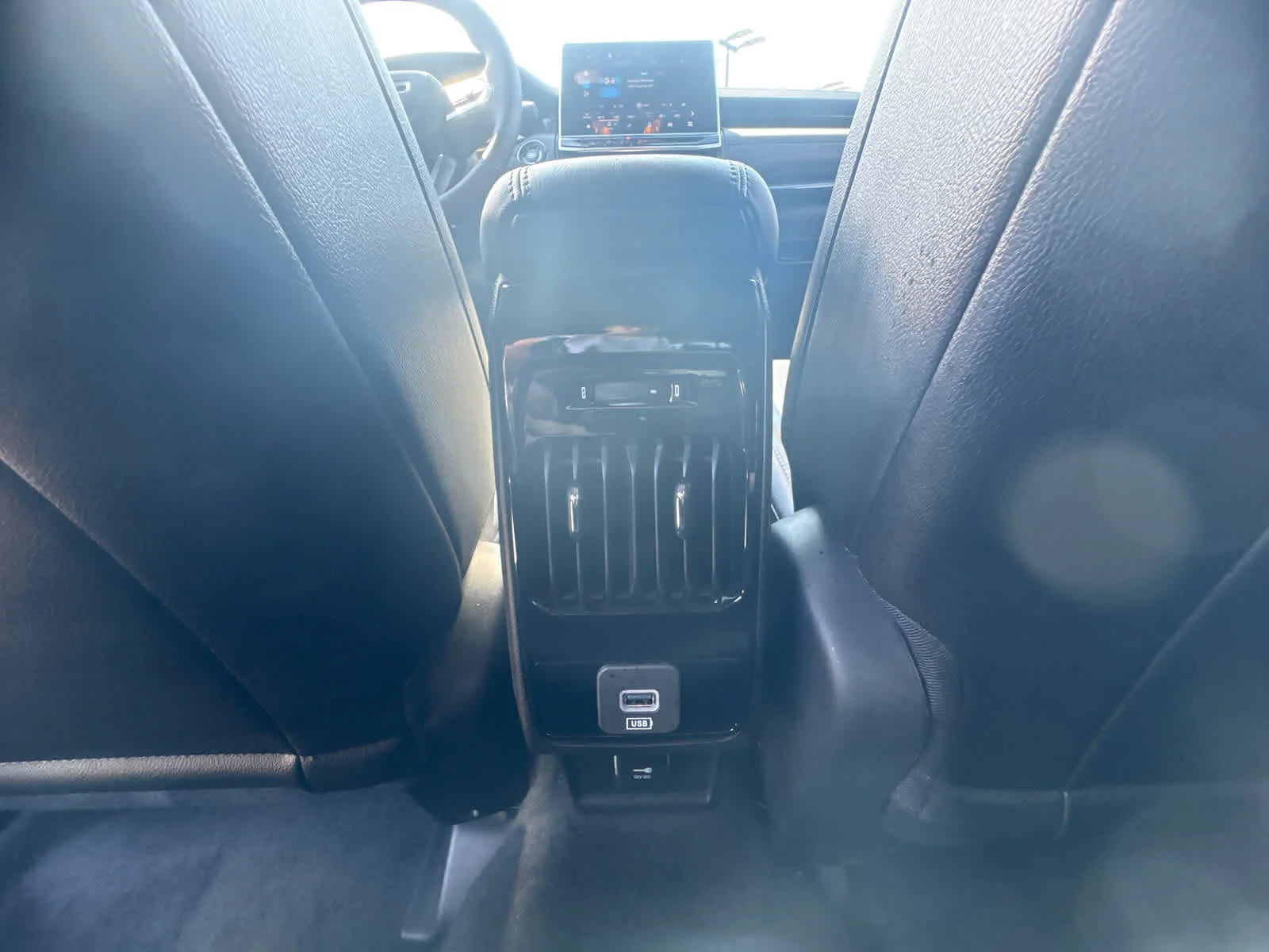 New 2026 Fathom Blue Pearl Coat Jeep Latitude Altitude image 14