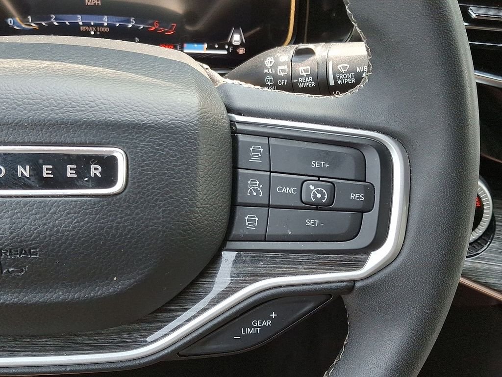 2022 Jeep Wagoneer Series III - Photo 23