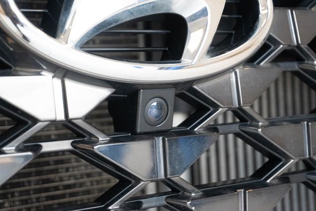Used 2023 Gray Hyundai Calligraphy image 8