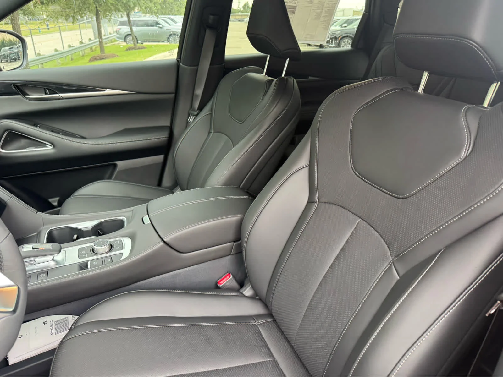 New 2027 2T SUN RED INFINITI Sport AWD image 6