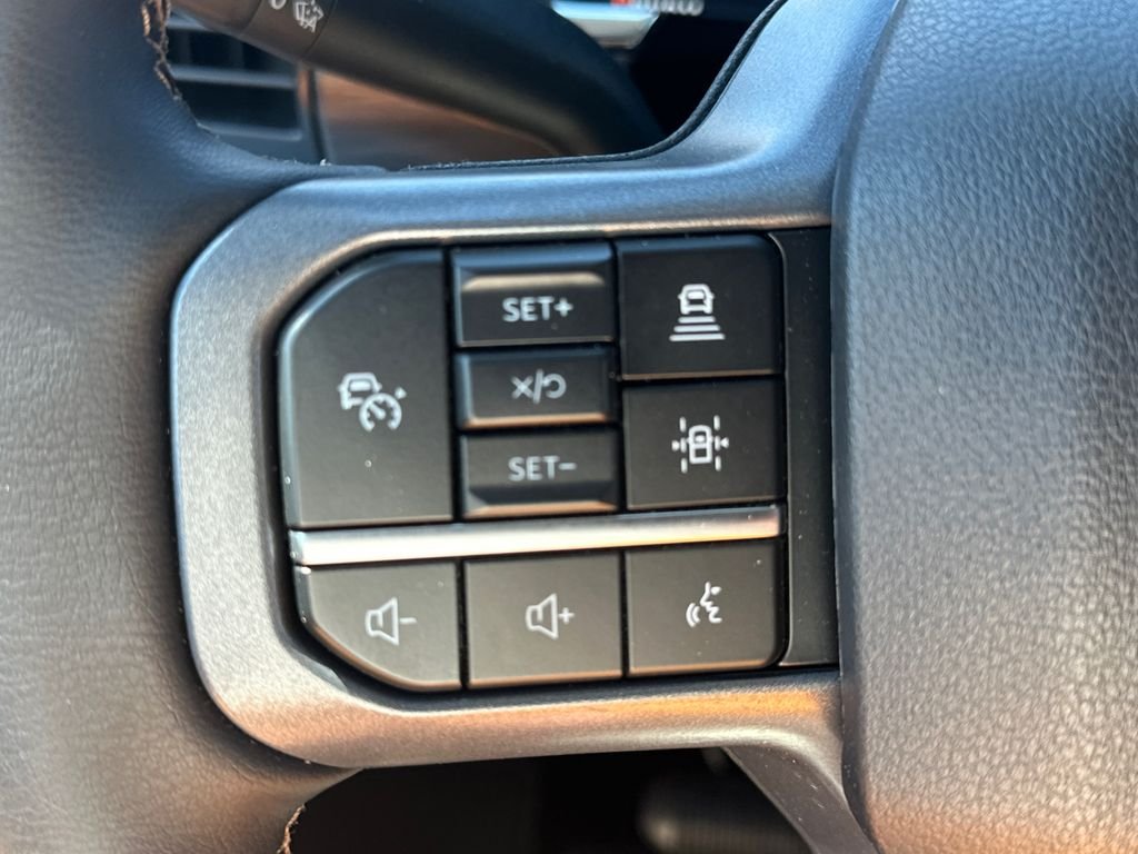 New 2025 Black Ford Lariat image 24