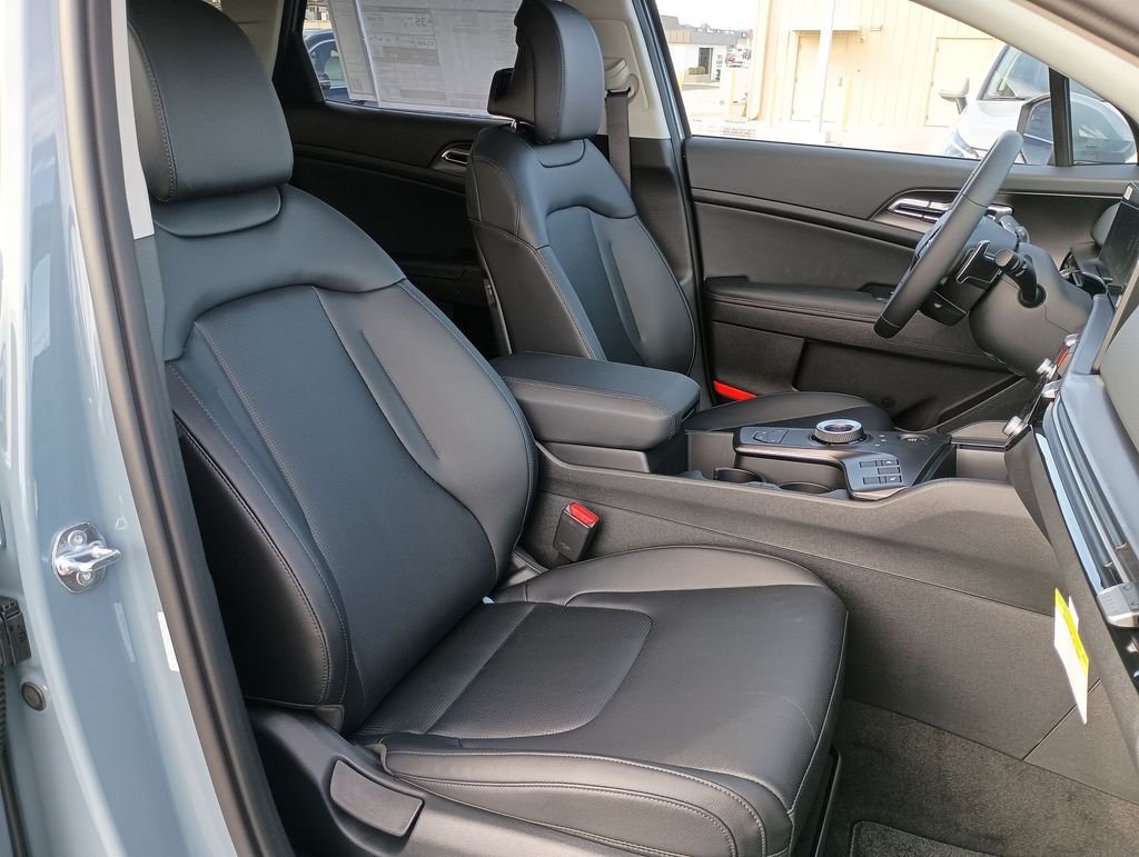 2026 Kia Sportage EX Hybrid - Photo 30