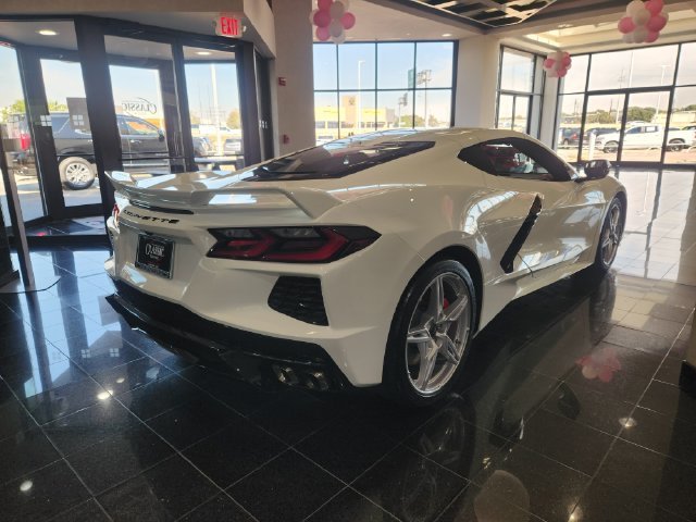 Used 2020 ARCTIC WHITE Chevrolet 2LT image 13