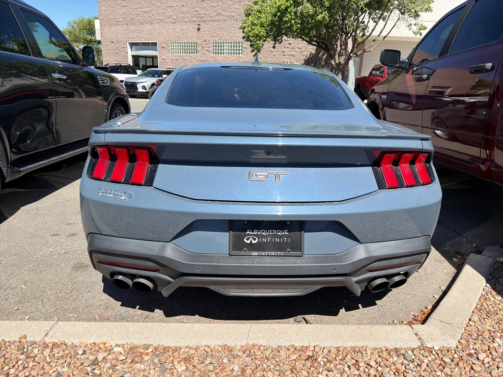 Used 2024 Vapor Blue Metallic Ford GT Premium image 6