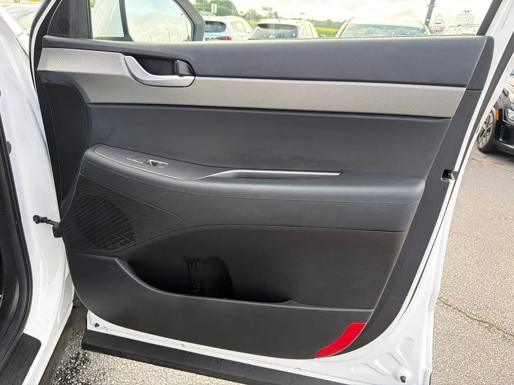 Used 2025 White Hyundai XRT image 14