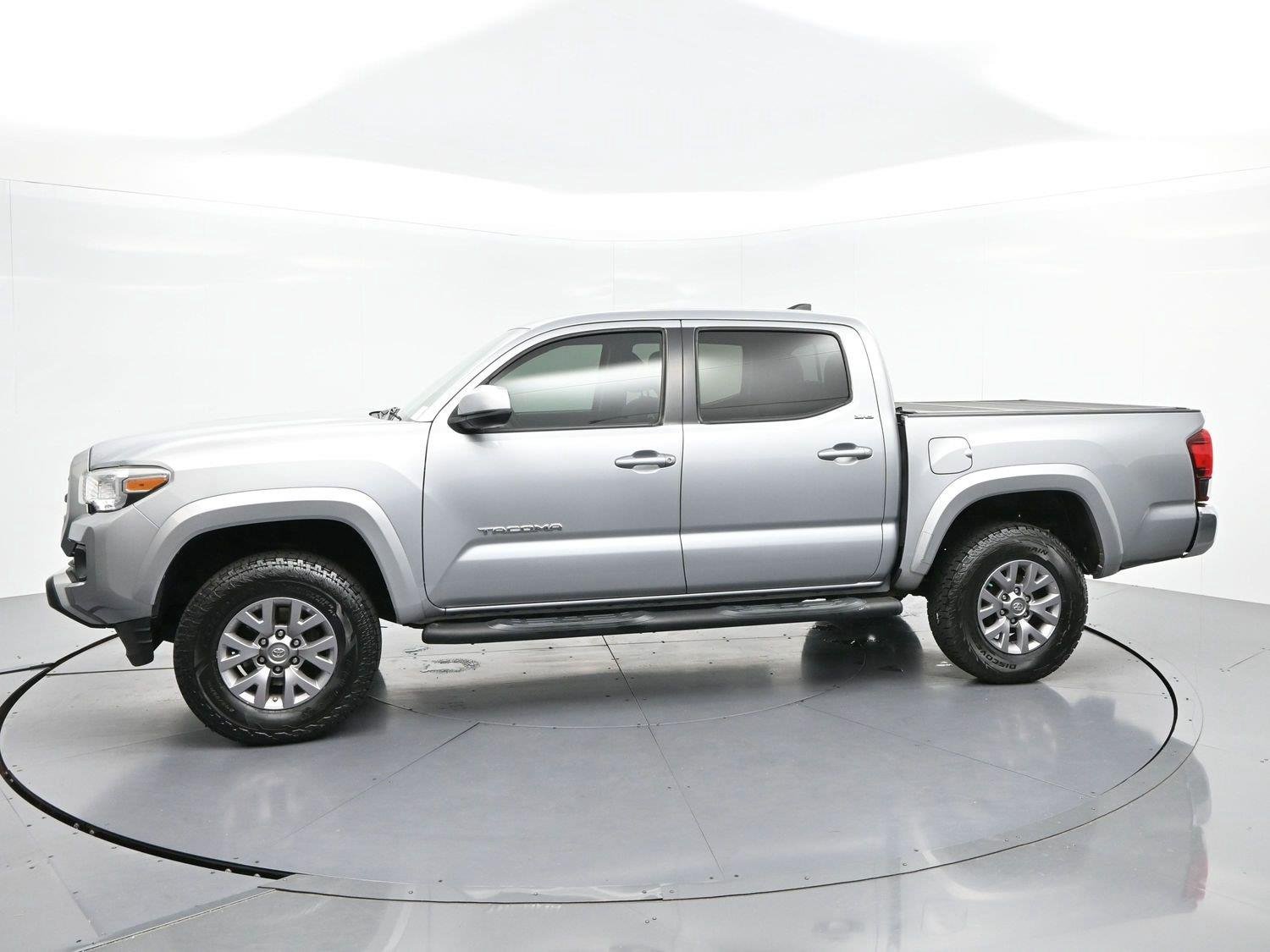 Used 2019 Silver Sky Metallic Toyota SR image 4