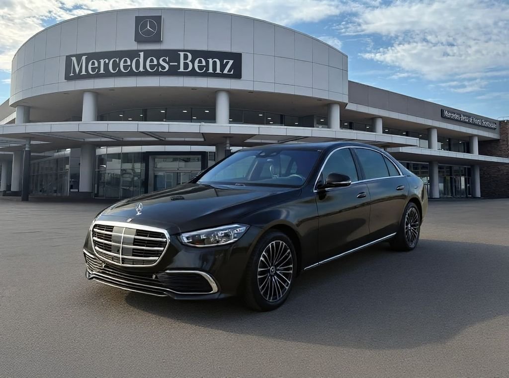 New 2026 Obsidian Black Metallic Mercedes-Benz S 580e image 1