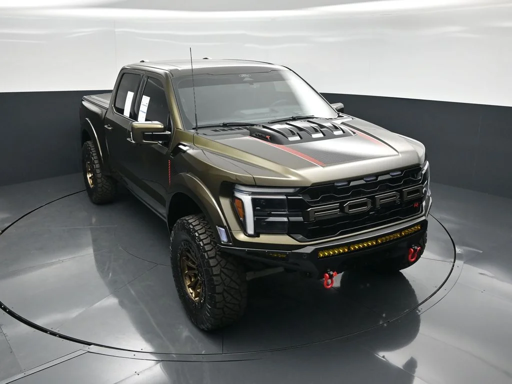 Certified Used 2025 Green Ford Raptor image 39