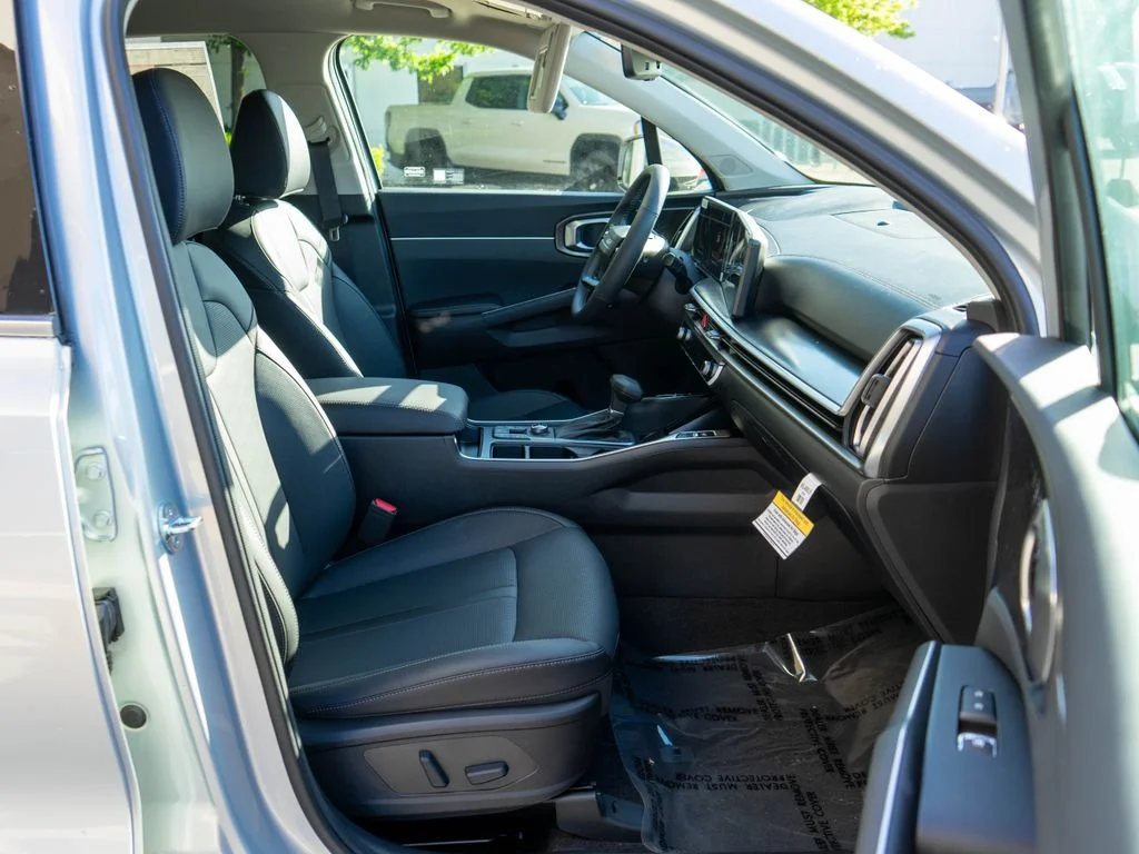 New 2026 Ivory Silver Kia EX image 10