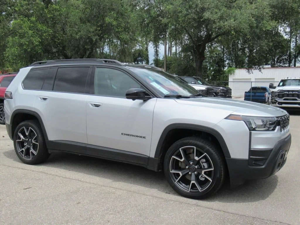 New 2026 Silver Zynith Clear-Coat Exterior Paint Jeep Overland image 2