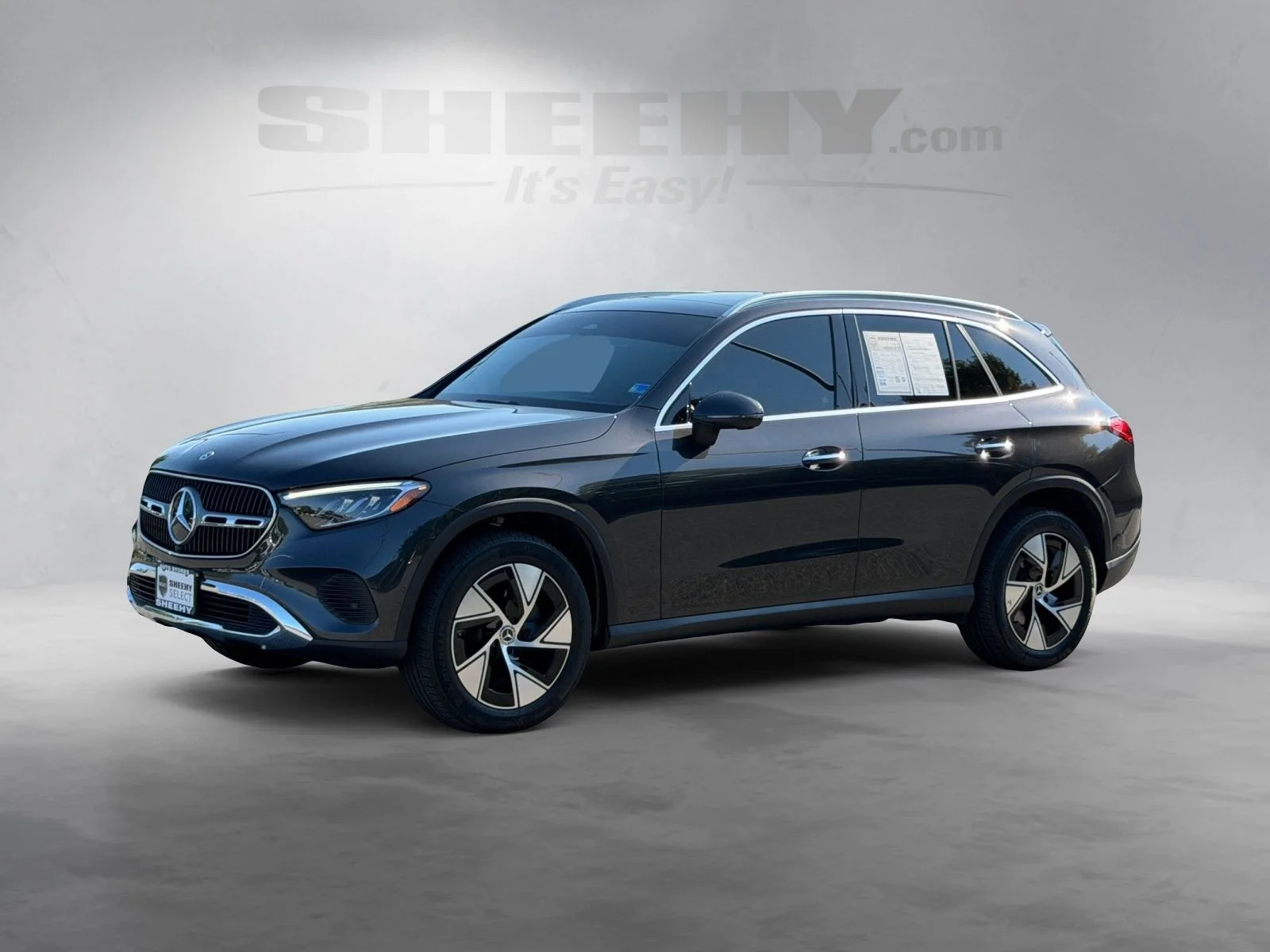 Used 2024  Mercedes-Benz GLC 300 image 18