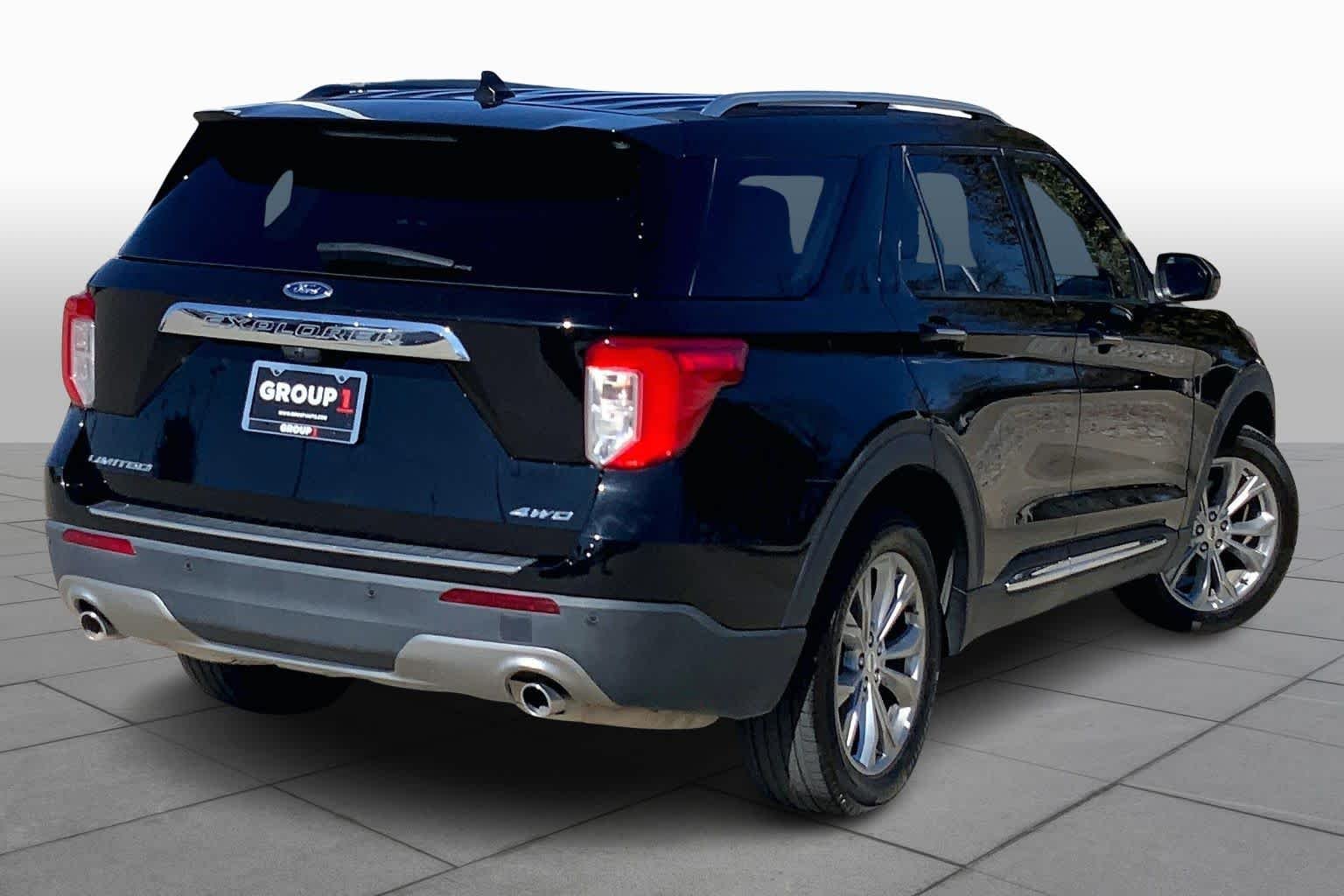 2023 Ford Explorer Limited - Photo 12