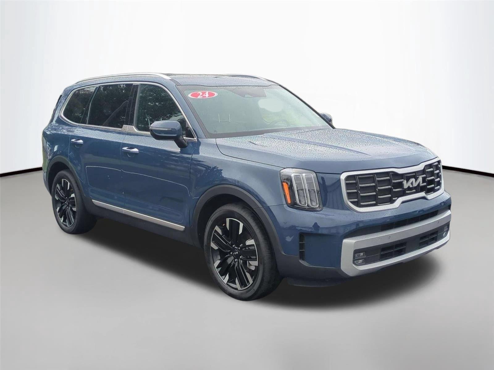 Used 2024 Midnight Lake Blue Kia SX image 7