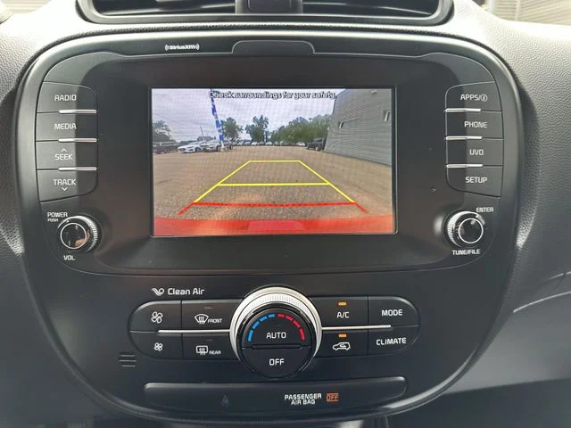 Used 2018 Red Kia Plus image 24