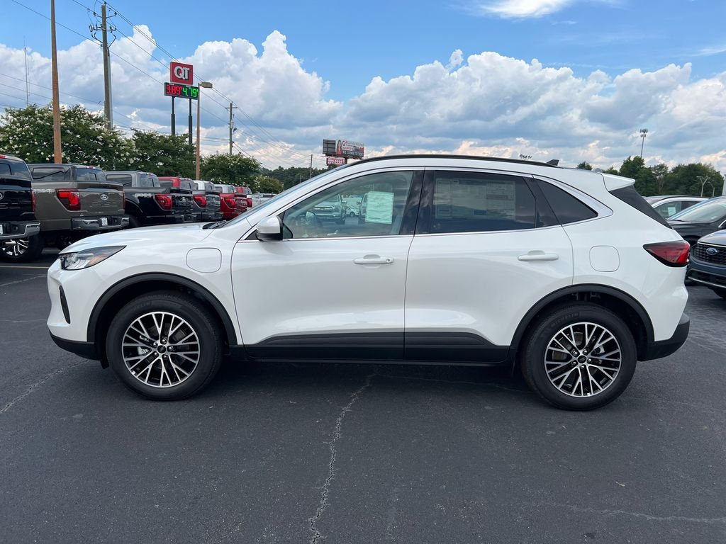 New 2026 White Ford Base image 4