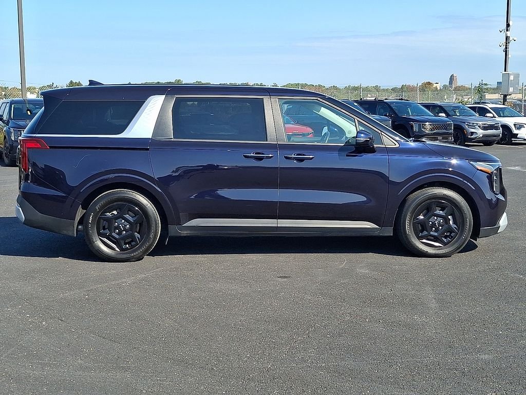 Certified Used 2025 Blue Kia LXS image 7