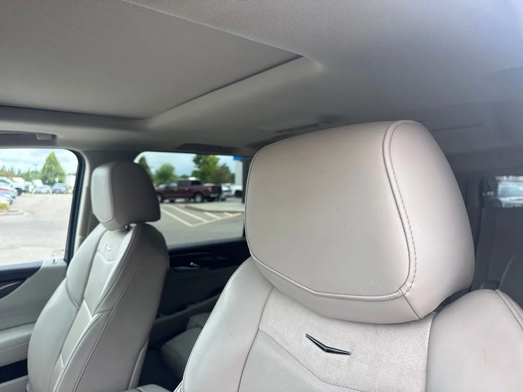 Used 2015 White Diamond Clearcoat Cadillac Luxury image 24