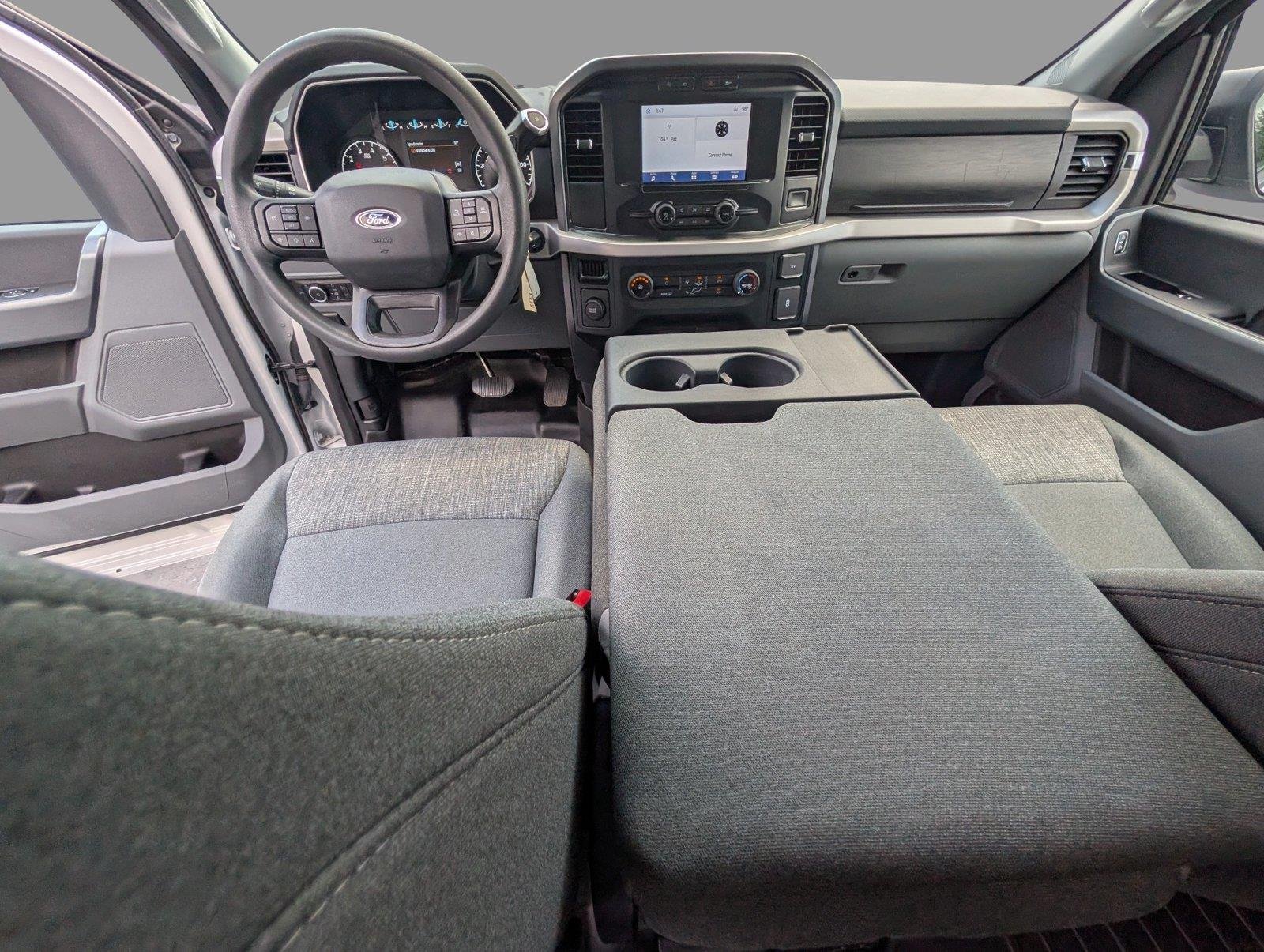 Used 2022 Oxford White Ford XLT image 19