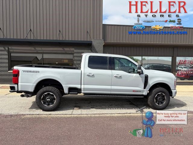 2025 Ford F-250 XLT 4x4 Crew Cab 6-3/4' Box's photo