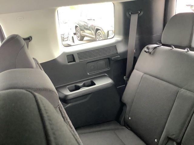 New 2026 White Hyundai SE image 11