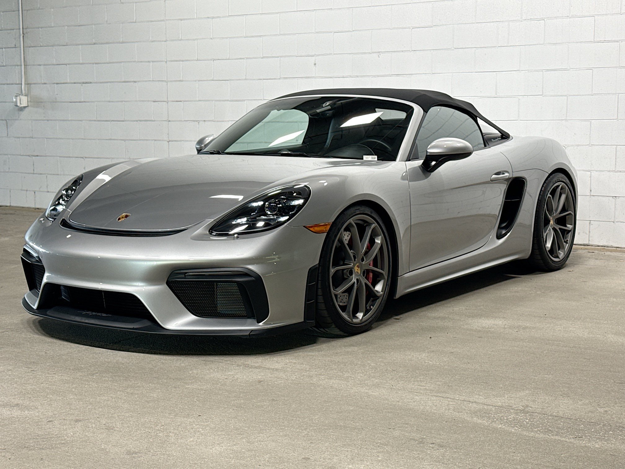 2022 Porsche 718 Cayman Spyder's photo