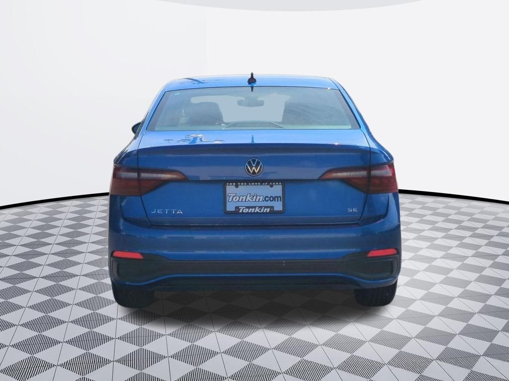 Used 2024 Blue Volkswagen 1.5T SE image 5
