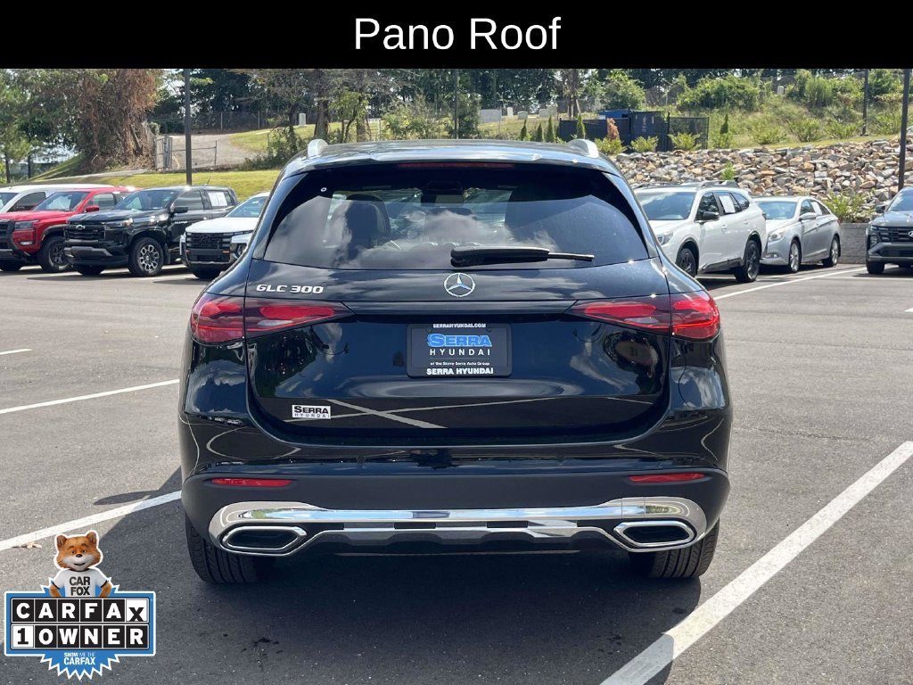 Used 2025  Mercedes-Benz GLC 300 image 4