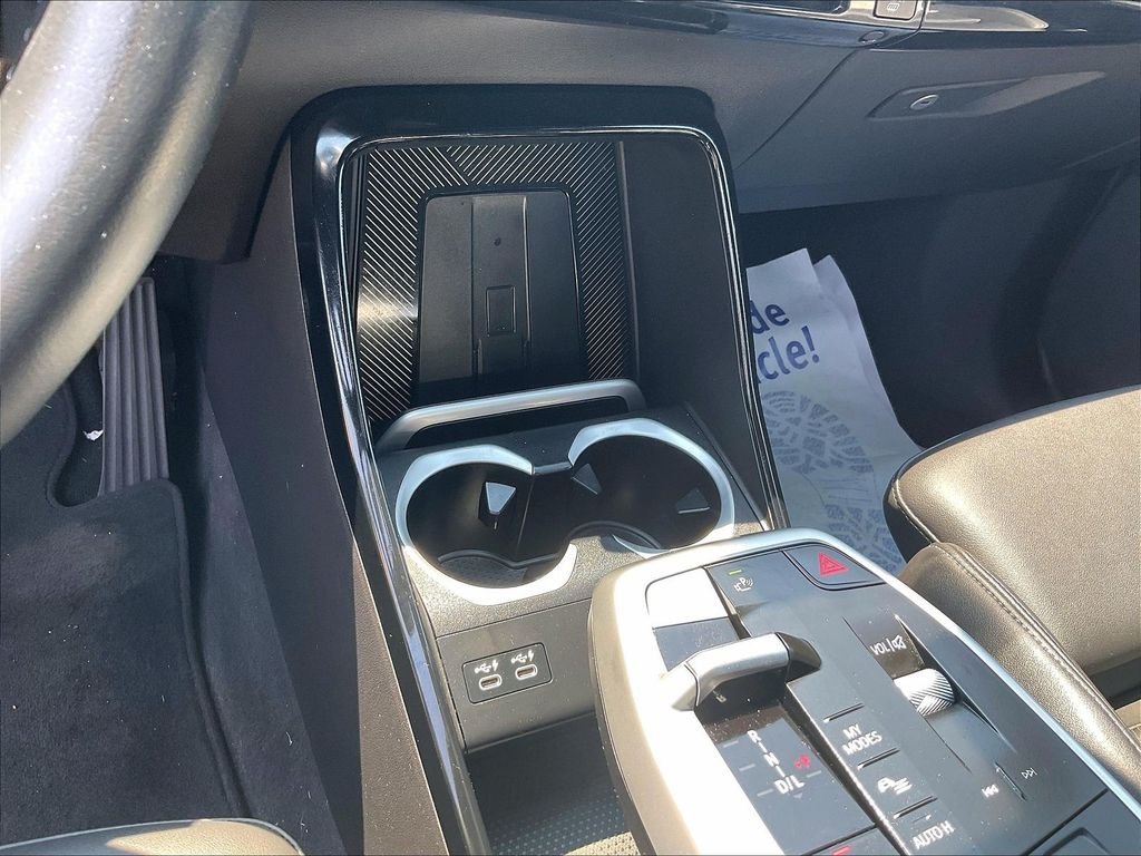 Used 2023 Gray BMW xDrive28i image 25