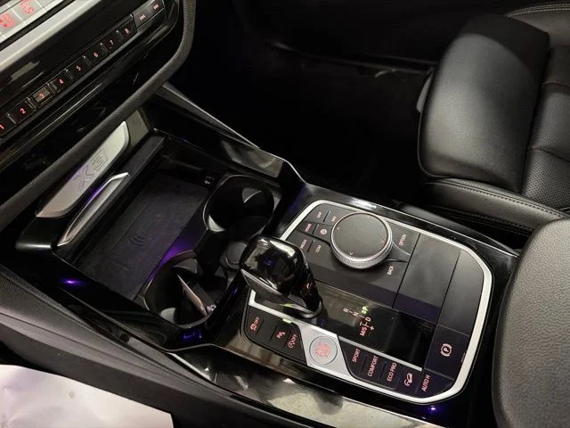Used 2024 White BMW xDrive30i image 22