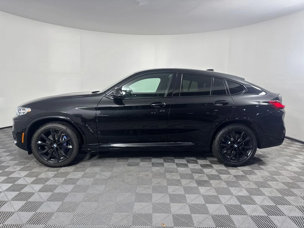 Used 2024 Black BMW M40i image 8