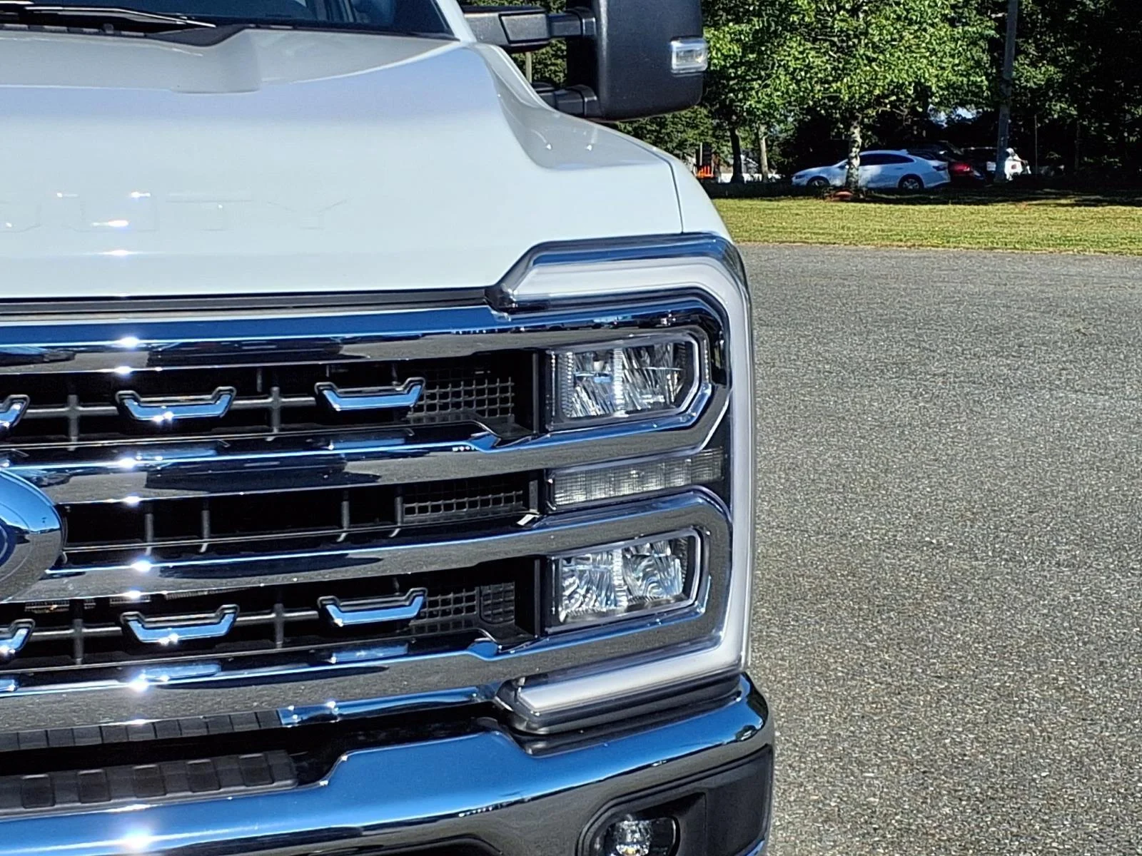 Used 2026 WHITE Ford LARIAT image 16