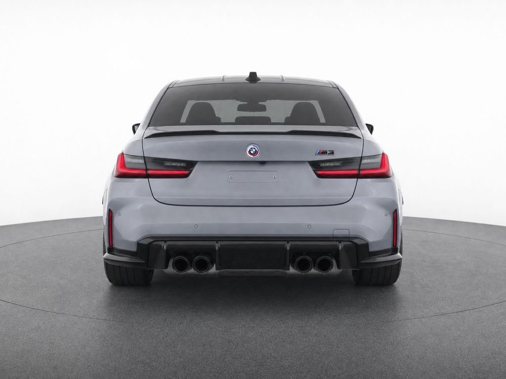 Used 2022 Skyscraper Grey Metallic BMW Competition image 4