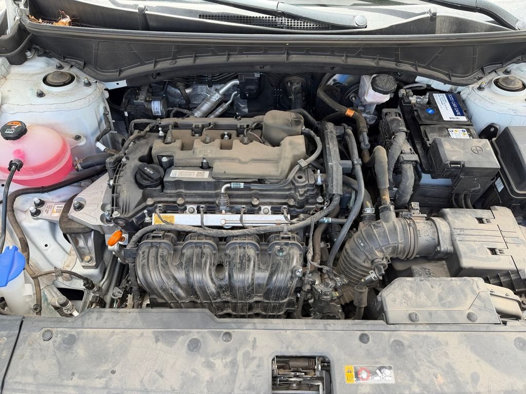 Used 2022 Gray Hyundai SEL image 21