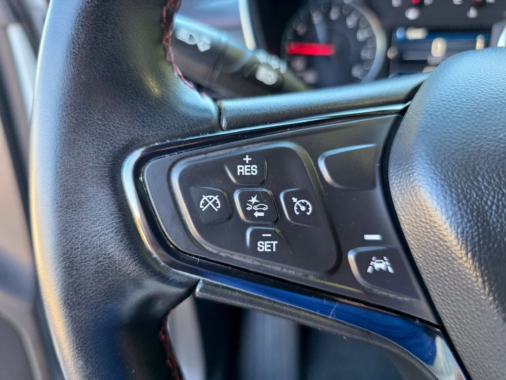 Used 2024 Summit White Chevrolet RS image 22