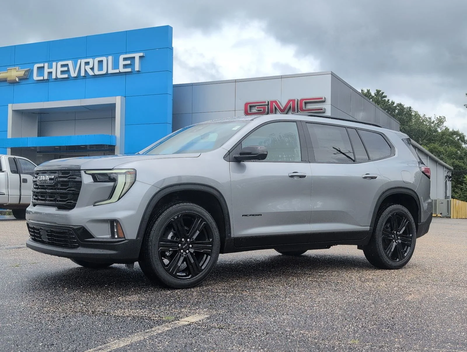 New 2026 Sterling Metallic GMC Elevation image 1