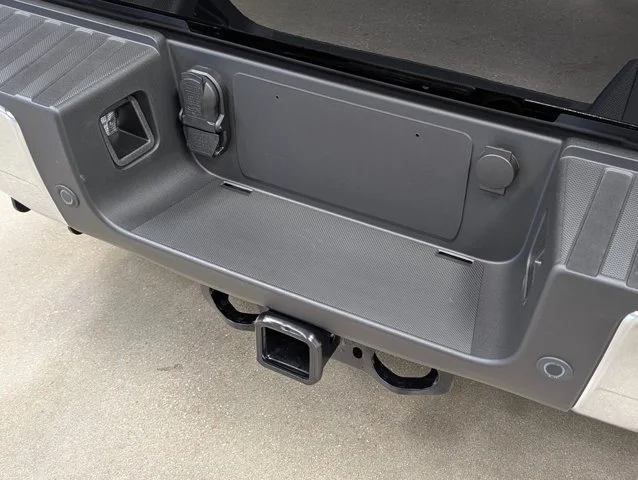 New 2026 Agate Black Metallic Ford F-350® Lariat® image 71