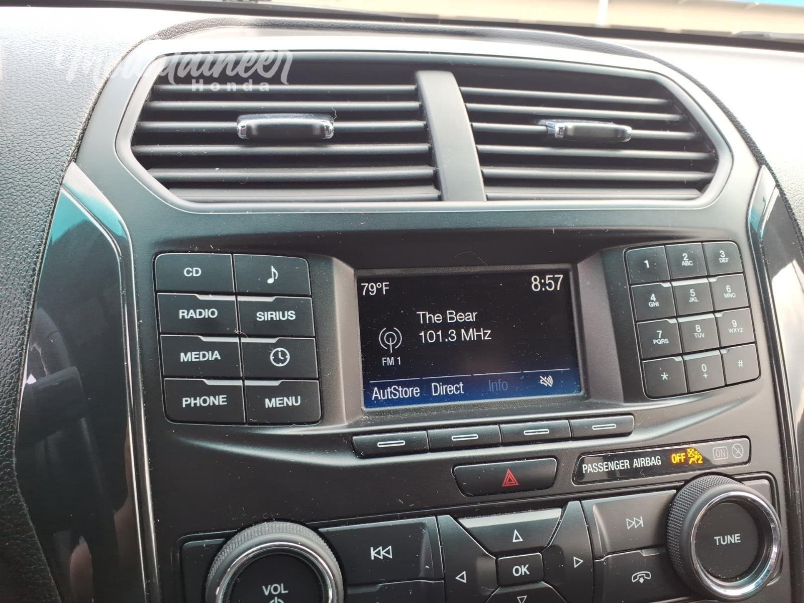 Used 2017 White Gold Ford XLT image 33