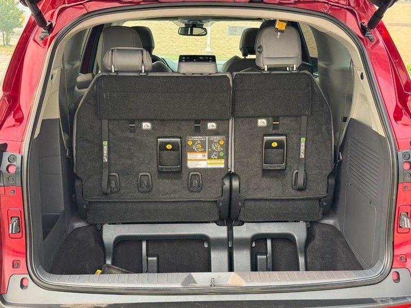Used 2023 Pearl Toyota XLE image 9