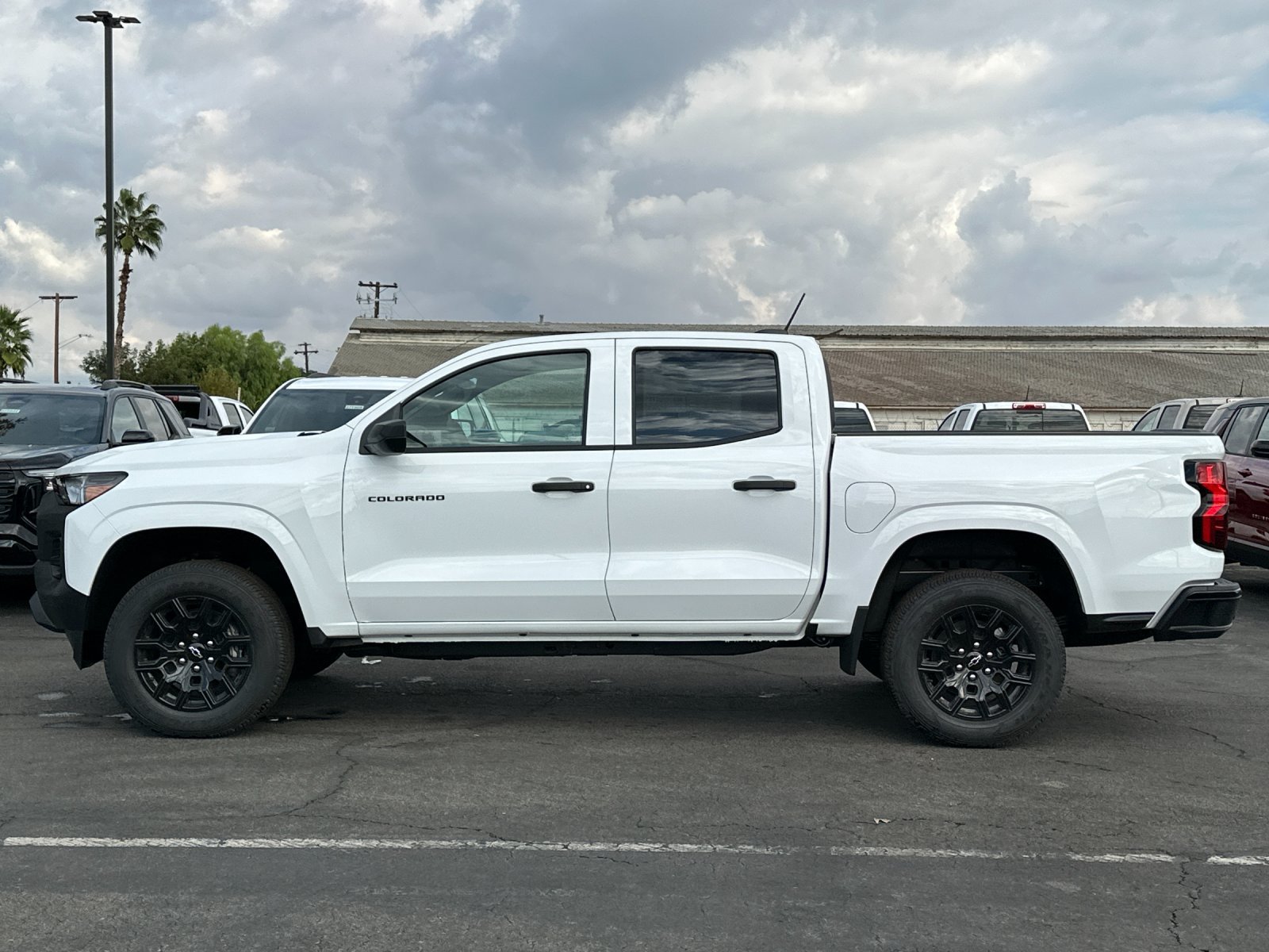 2026 Chevrolet Colorado WT view 7