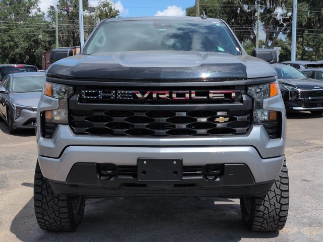 Used 2023 Gray Chevrolet Custom image 9