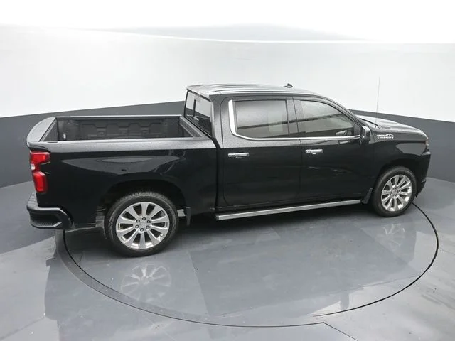Used 2020 Black Chevrolet High Country image 41