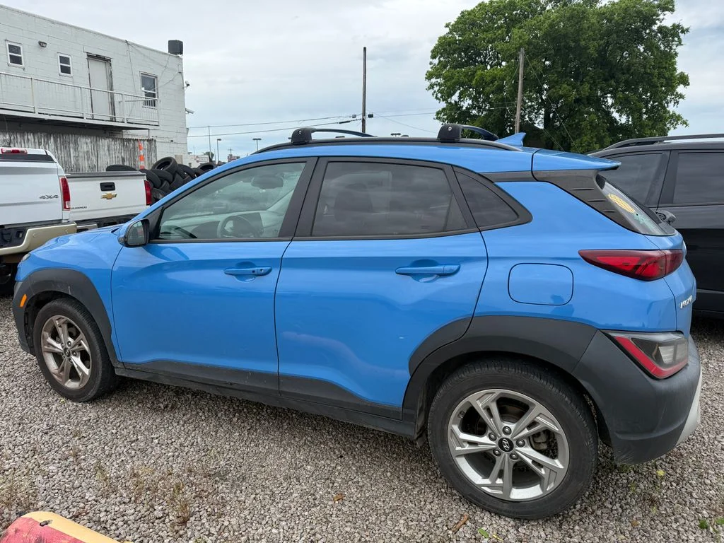 Used 2022 Blue Hyundai SEL image 7