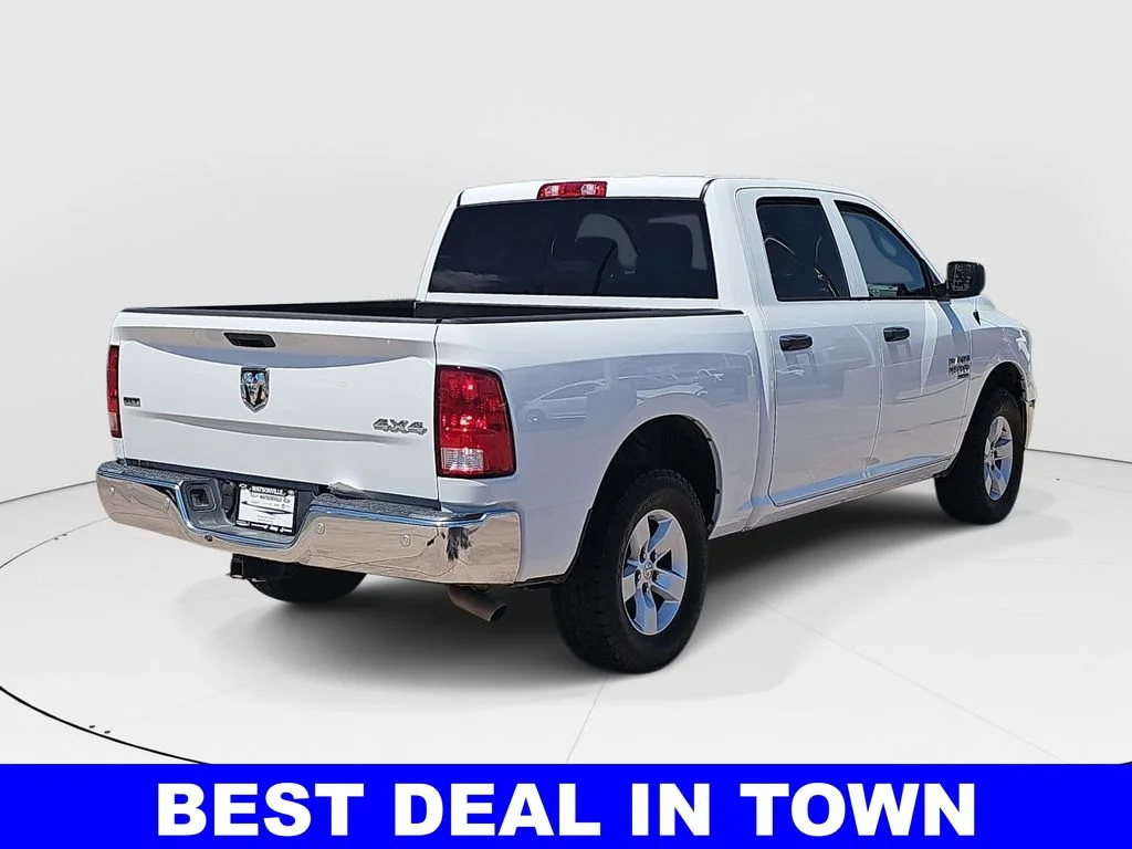 Used 2022 White Ram SLT image 3